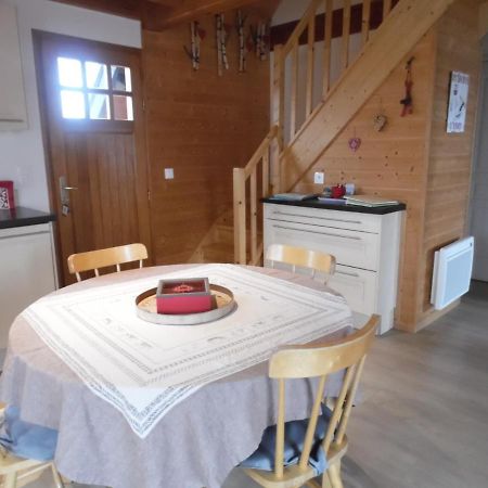 Chalet Des Clarines Saint-Genès-Champespe Esterno foto